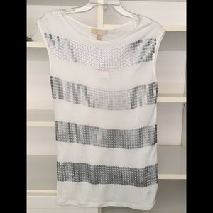 BNWT Michael Kors White sequined tee. Sz XS